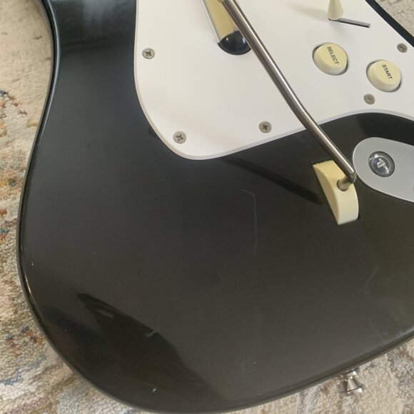 Lot of 2 Guitar Controllers Nyko Frontman Fender Stratocaster Rock Band UNTESTED - Picture 3 of 16